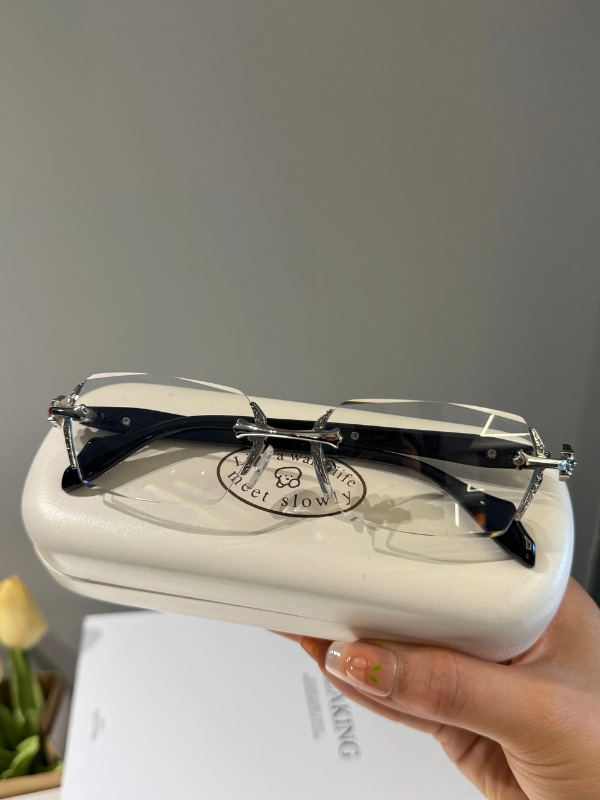 アンティークリムレスグラス bt2196