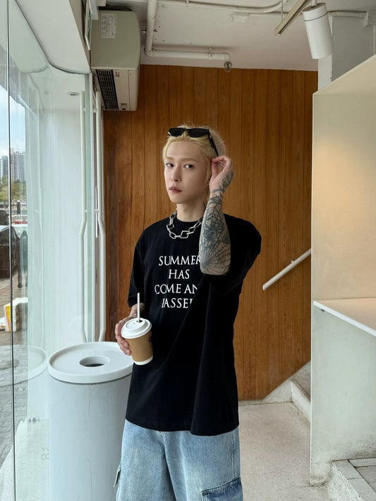 モノトーンロゴデザインTシャツ bt2153